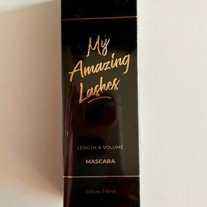 Brand New in Sealed Box Wowcombo My Amazing Lashes in Rich Black